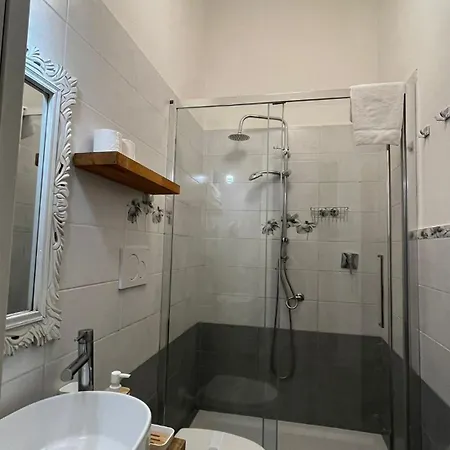 לינה וארוחת בוקר Double B Ferruccio I 4*