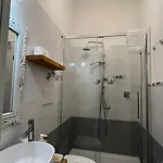 Alojamento de Acomodação e Pequeno-almoço Double B Ferruccio I 4*